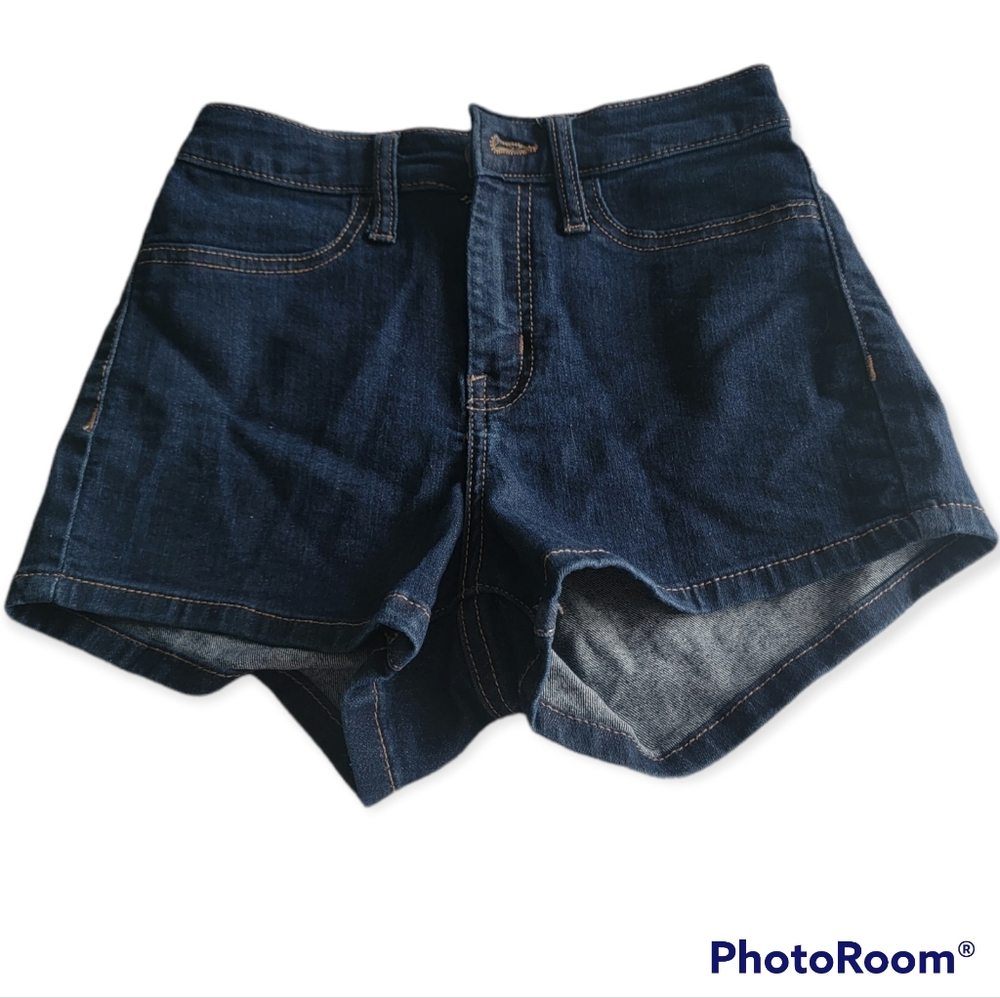 WILD FABLE HIGH RISE WOMEN'S SHORTS SIZE 0/25